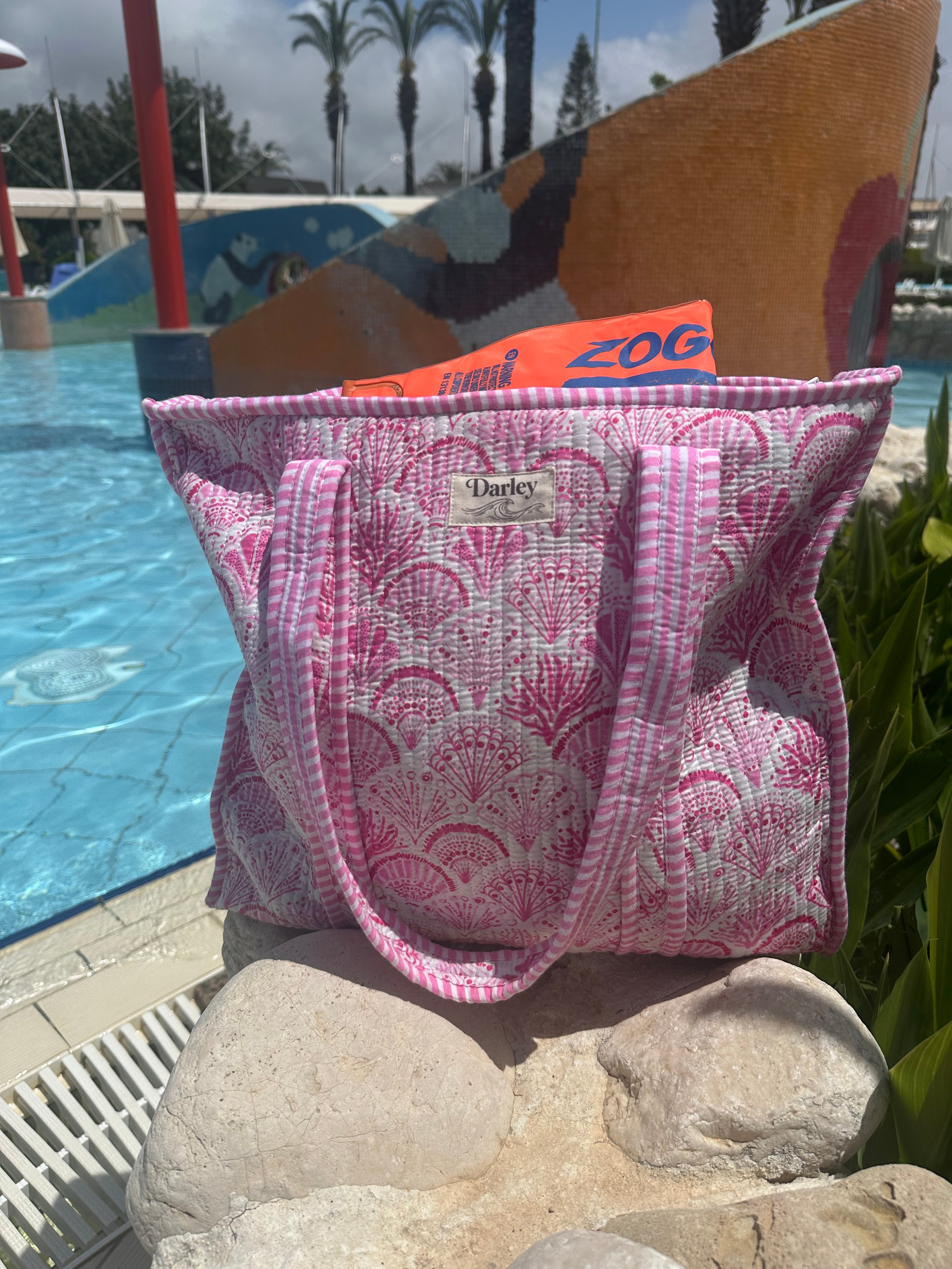 Large Pink Seashell Zipped Tote Bag