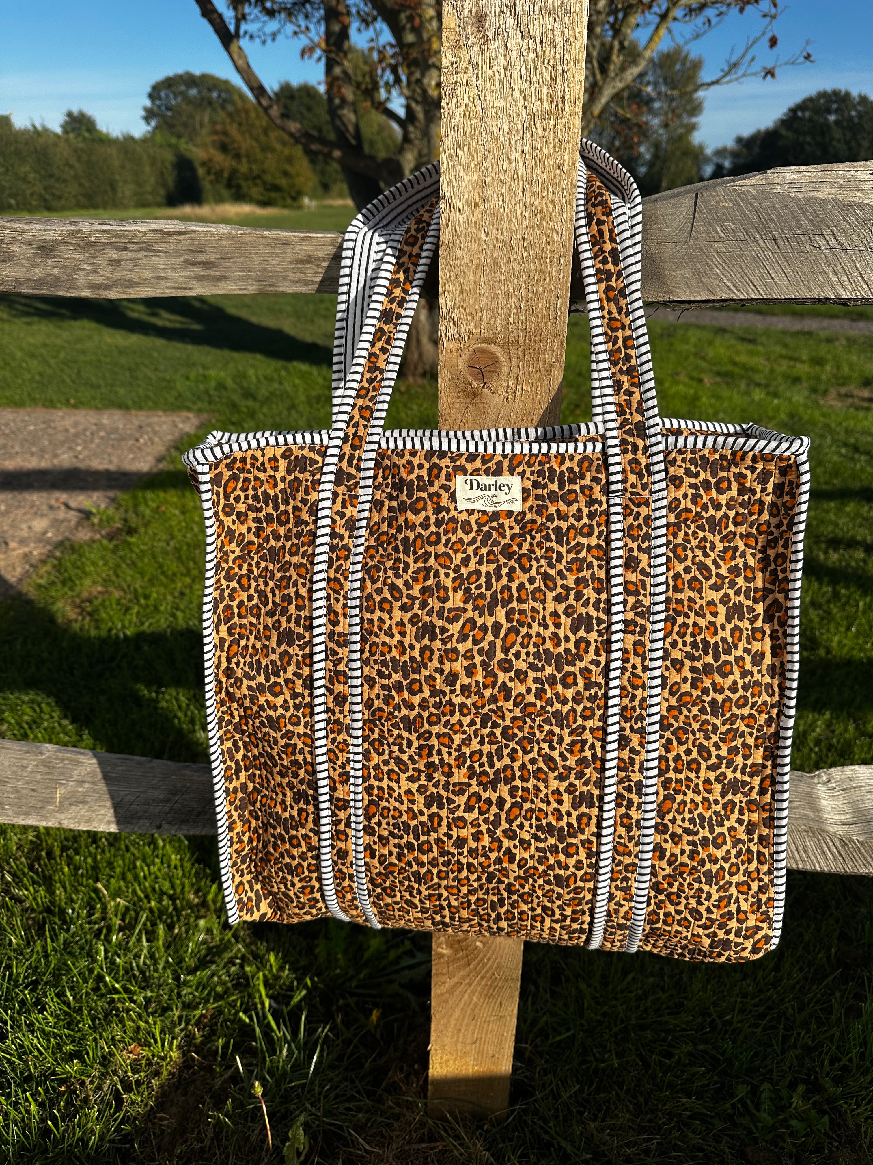 Leopard print tote bag