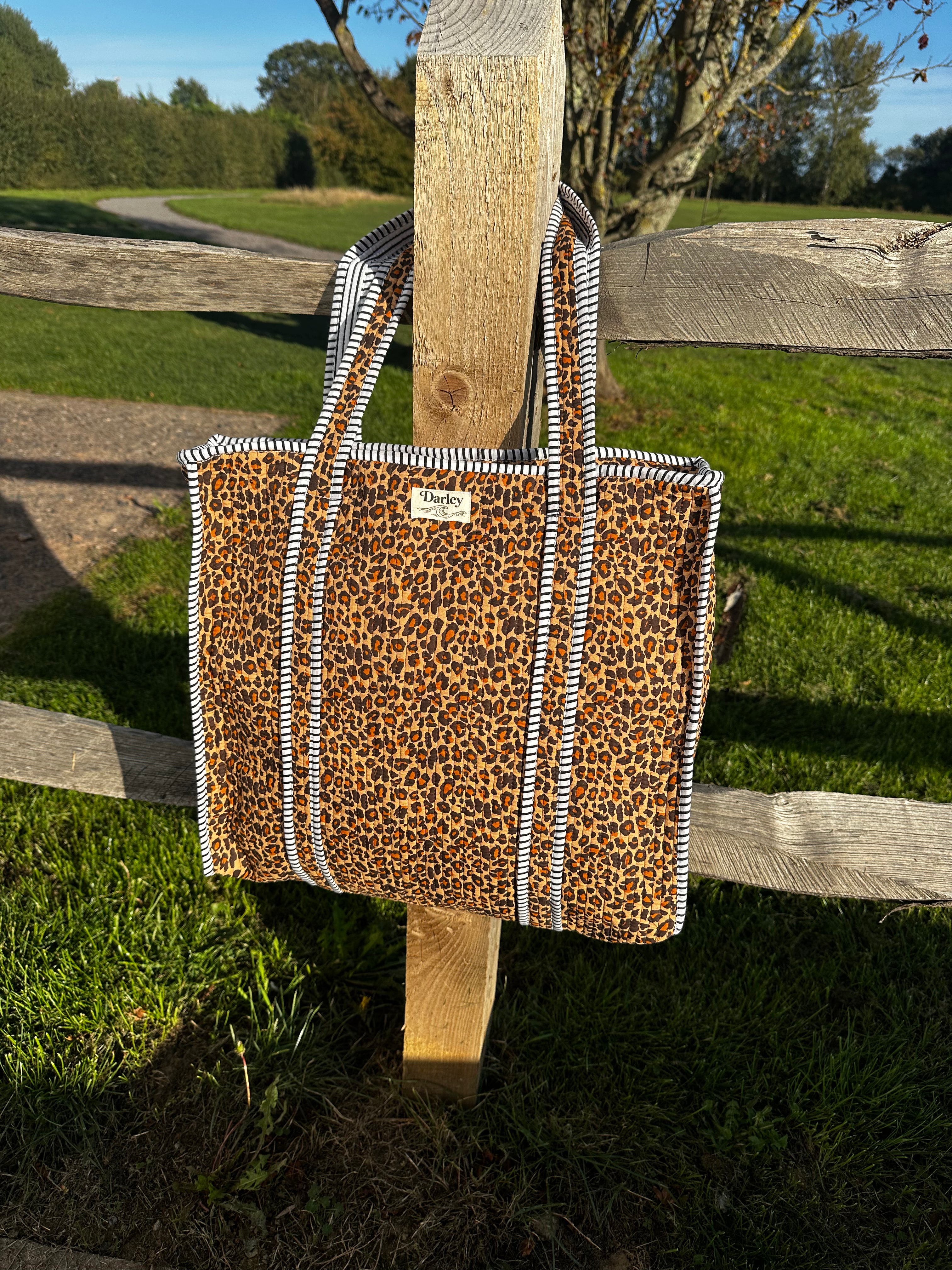 Leopard print tote bag