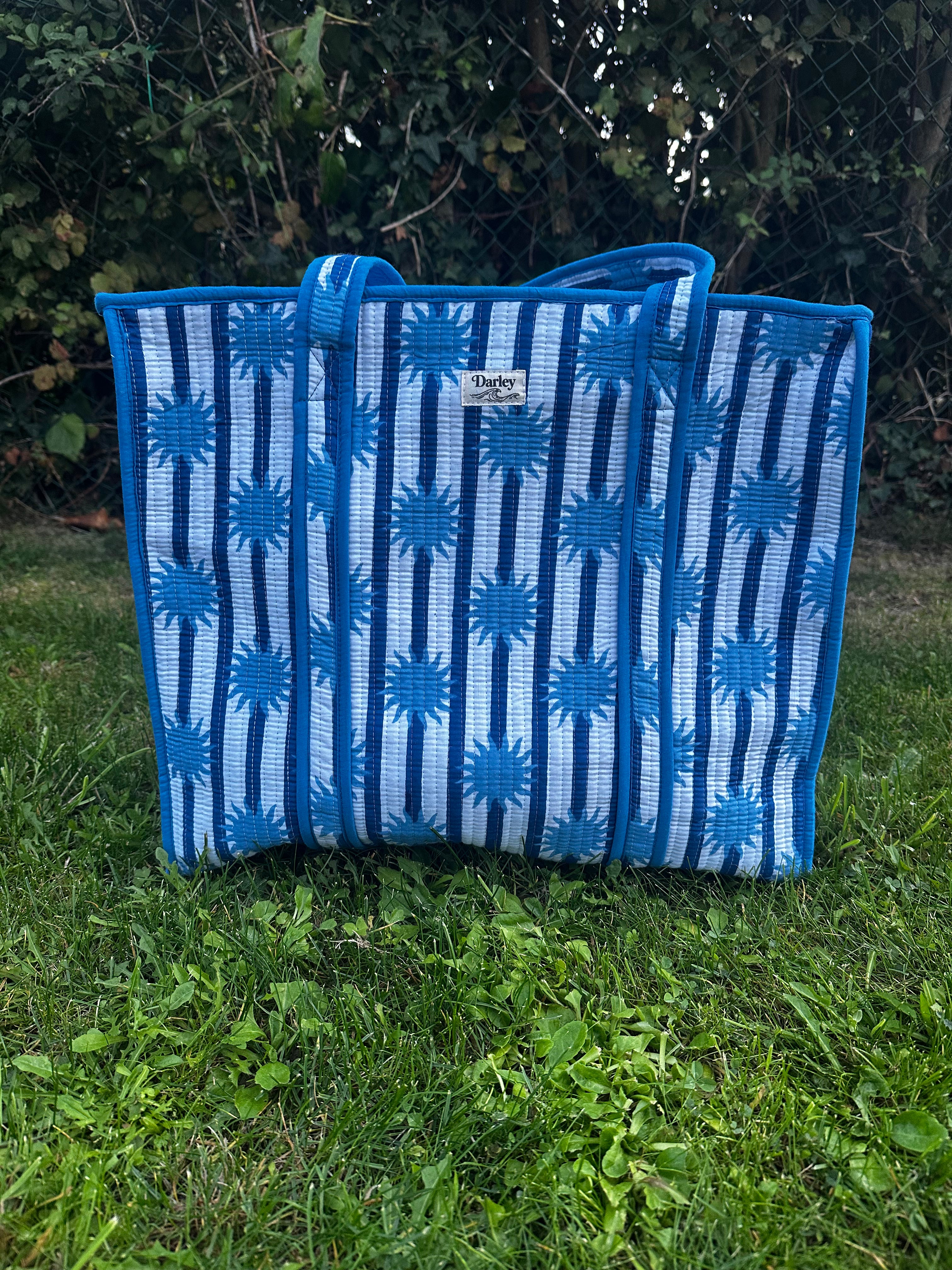 Large Blue Stripe and Sun Zipped Tote Bag