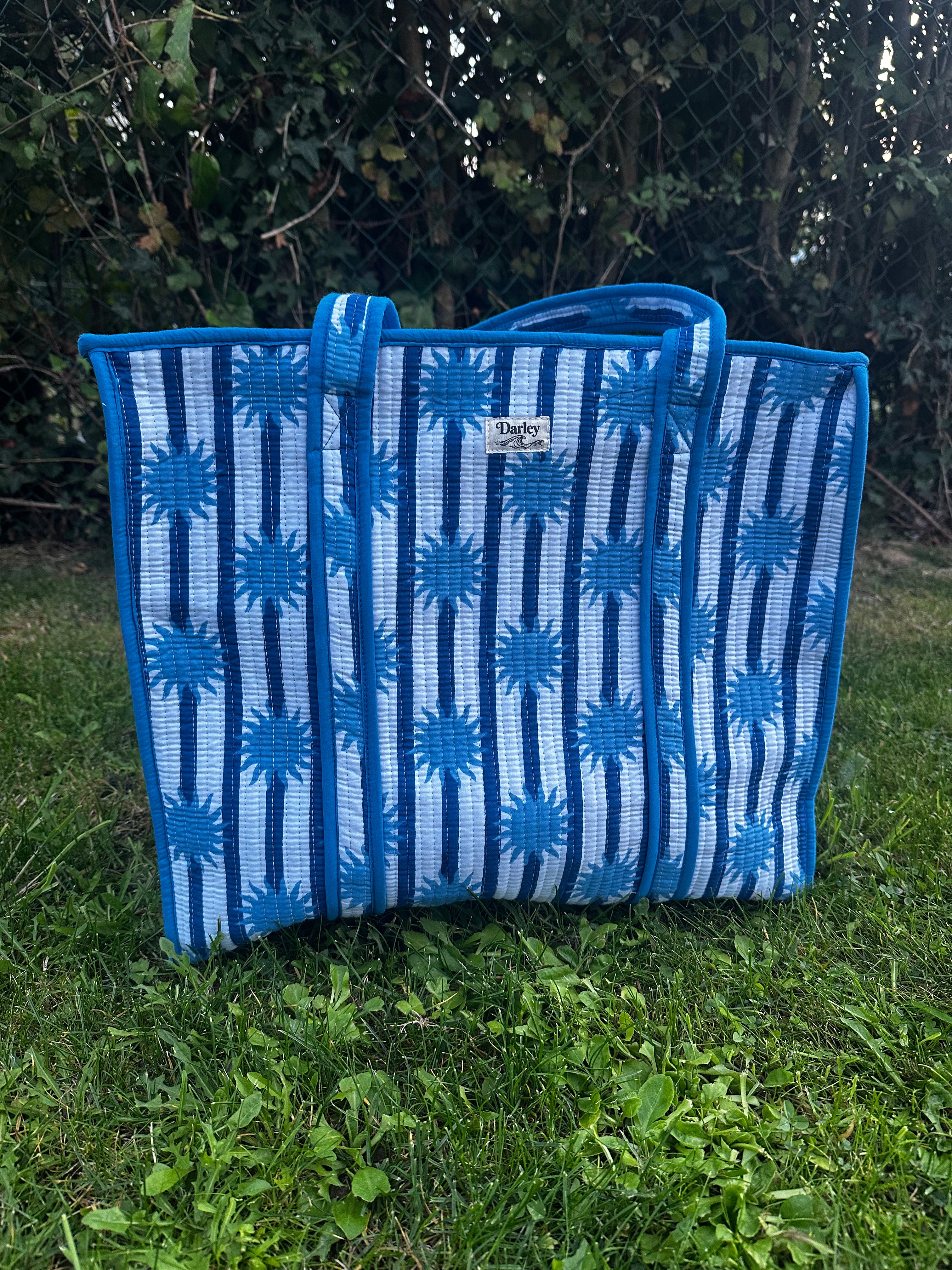 Large Blue Stripe and Sun Zipped Tote Bag