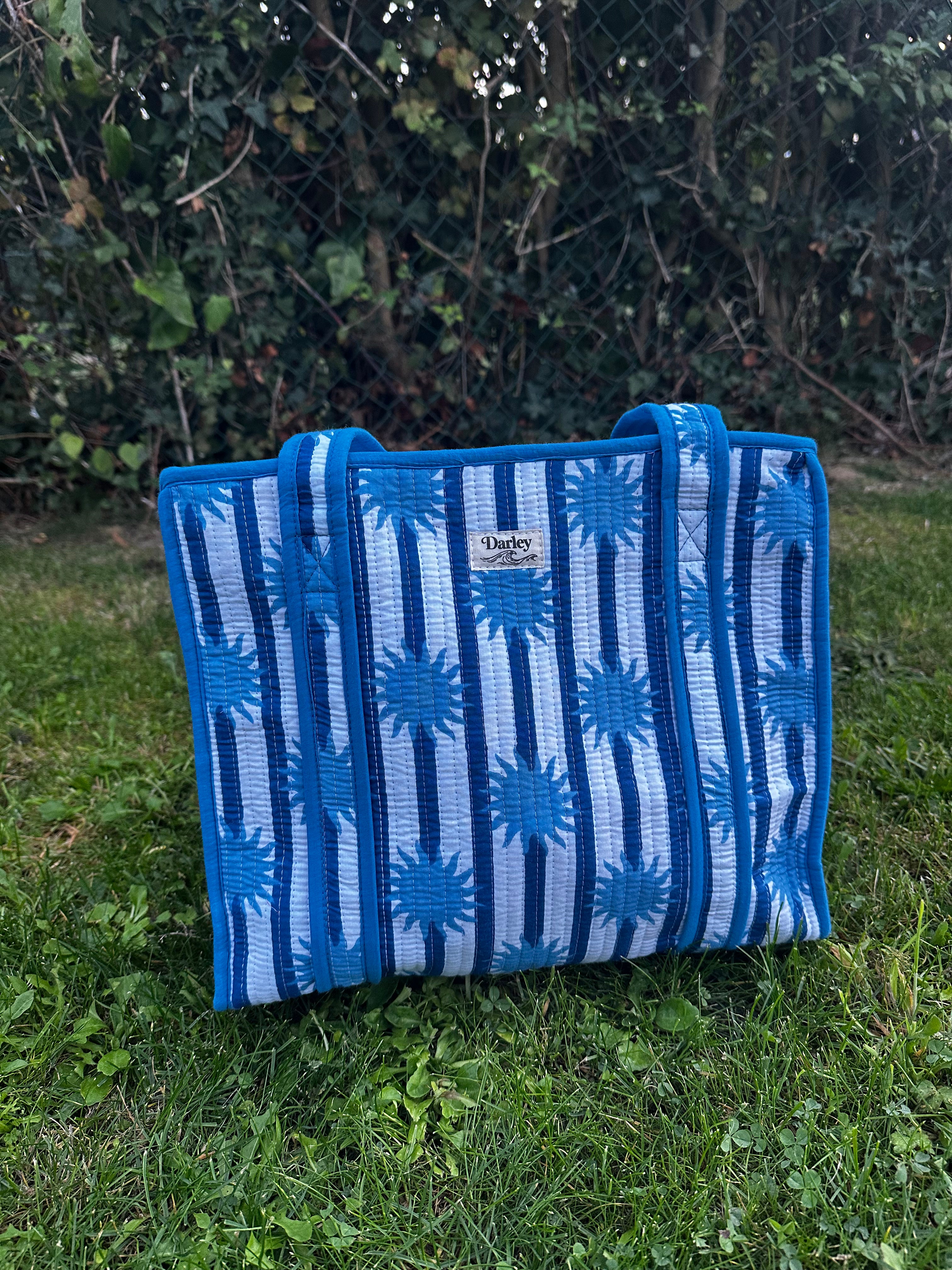 Midi Blue Stripe and Sun Zipped Tote Bag