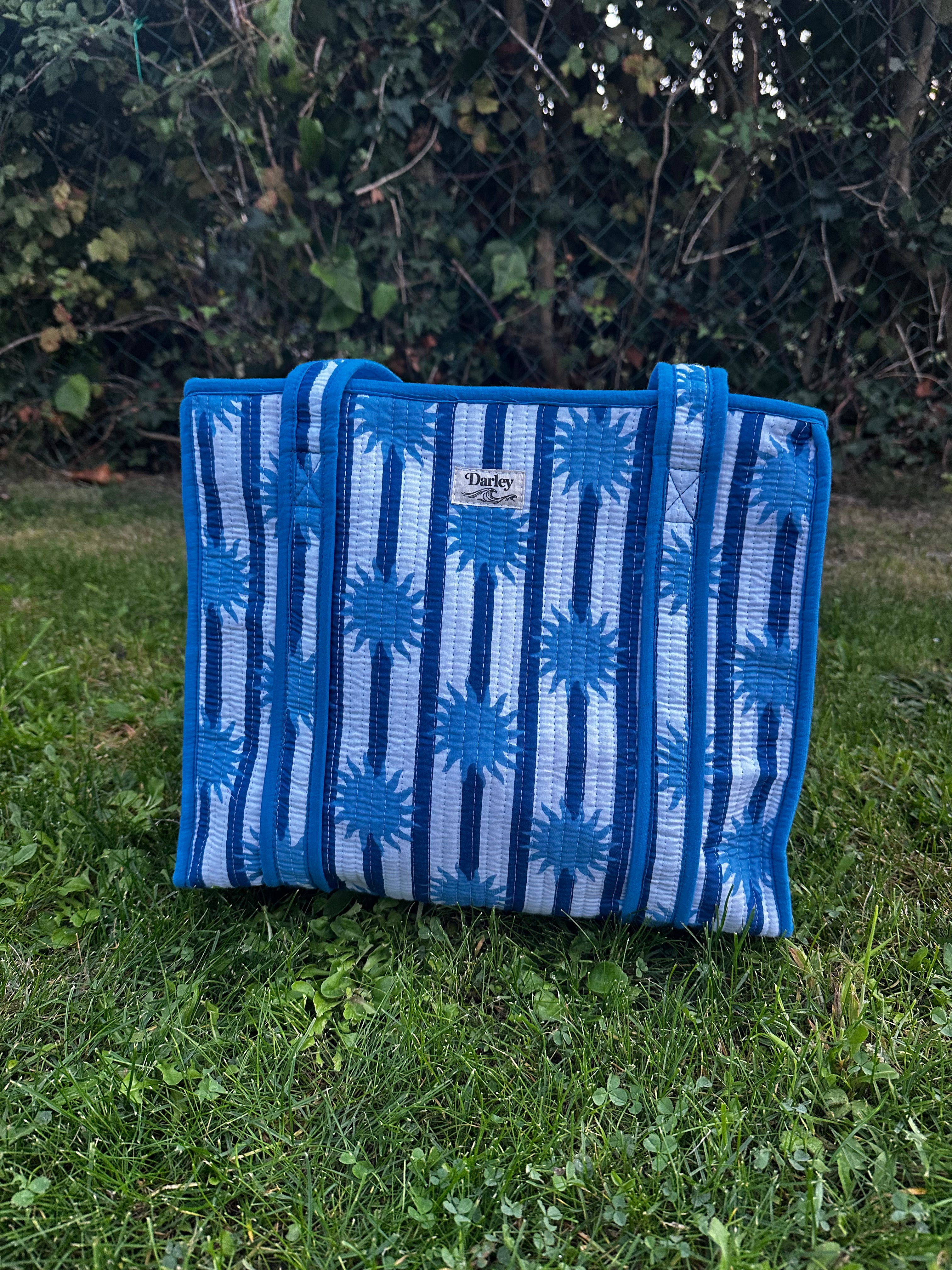 Midi Blue Stripe and Sun Zipped Tote Bag