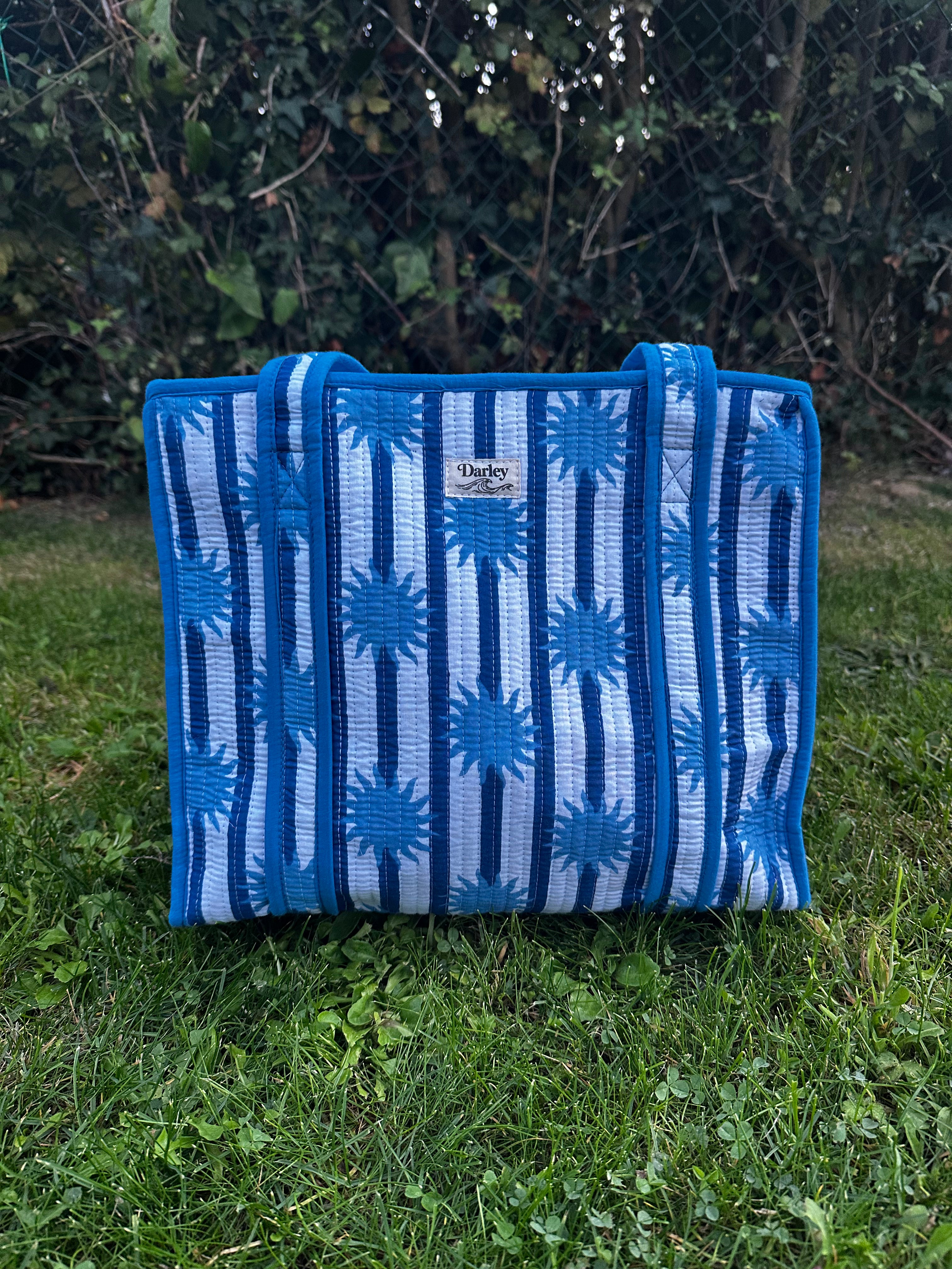 Midi Blue Stripe and Sun Zipped Tote Bag