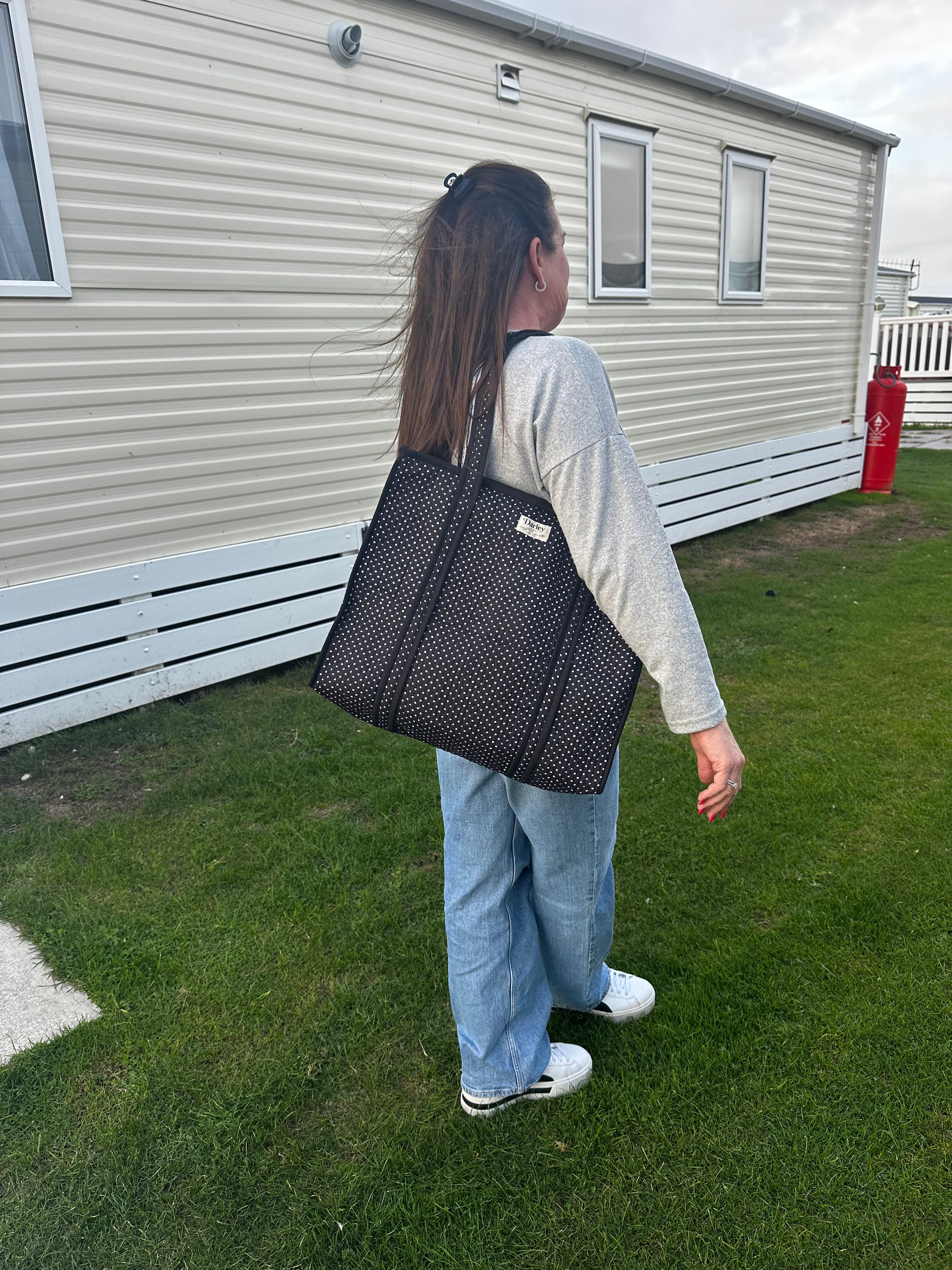 Polka Dot Zipped Tote Bag