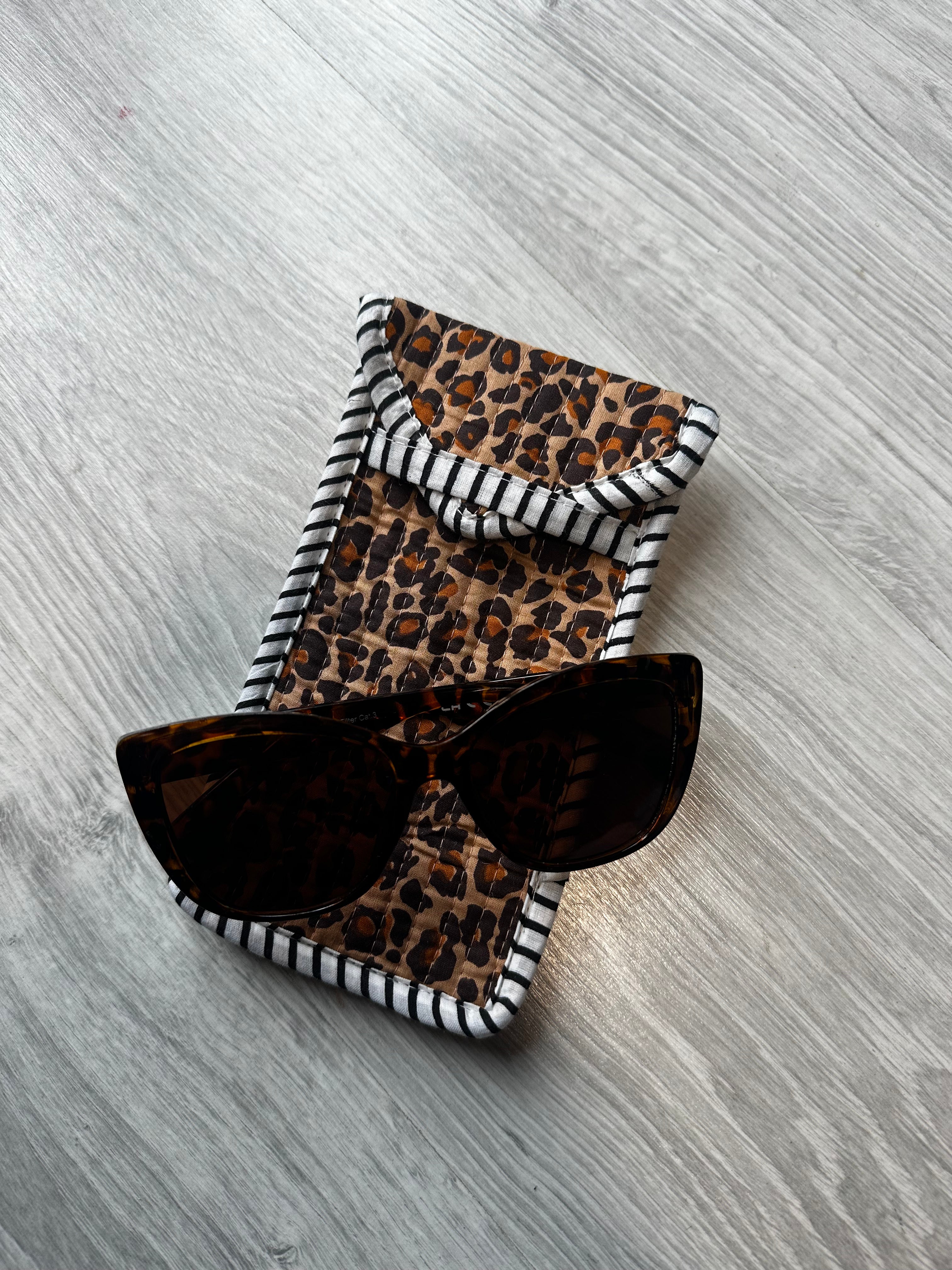 Glasses Pouch