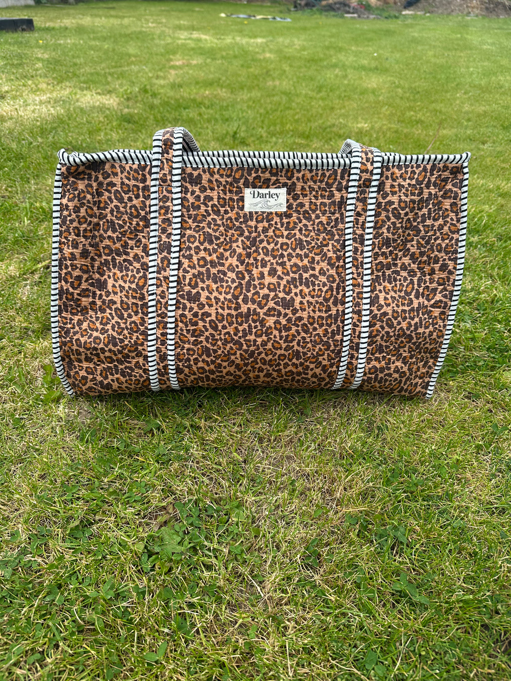 Large Leopard Print Zipped Tote Bag